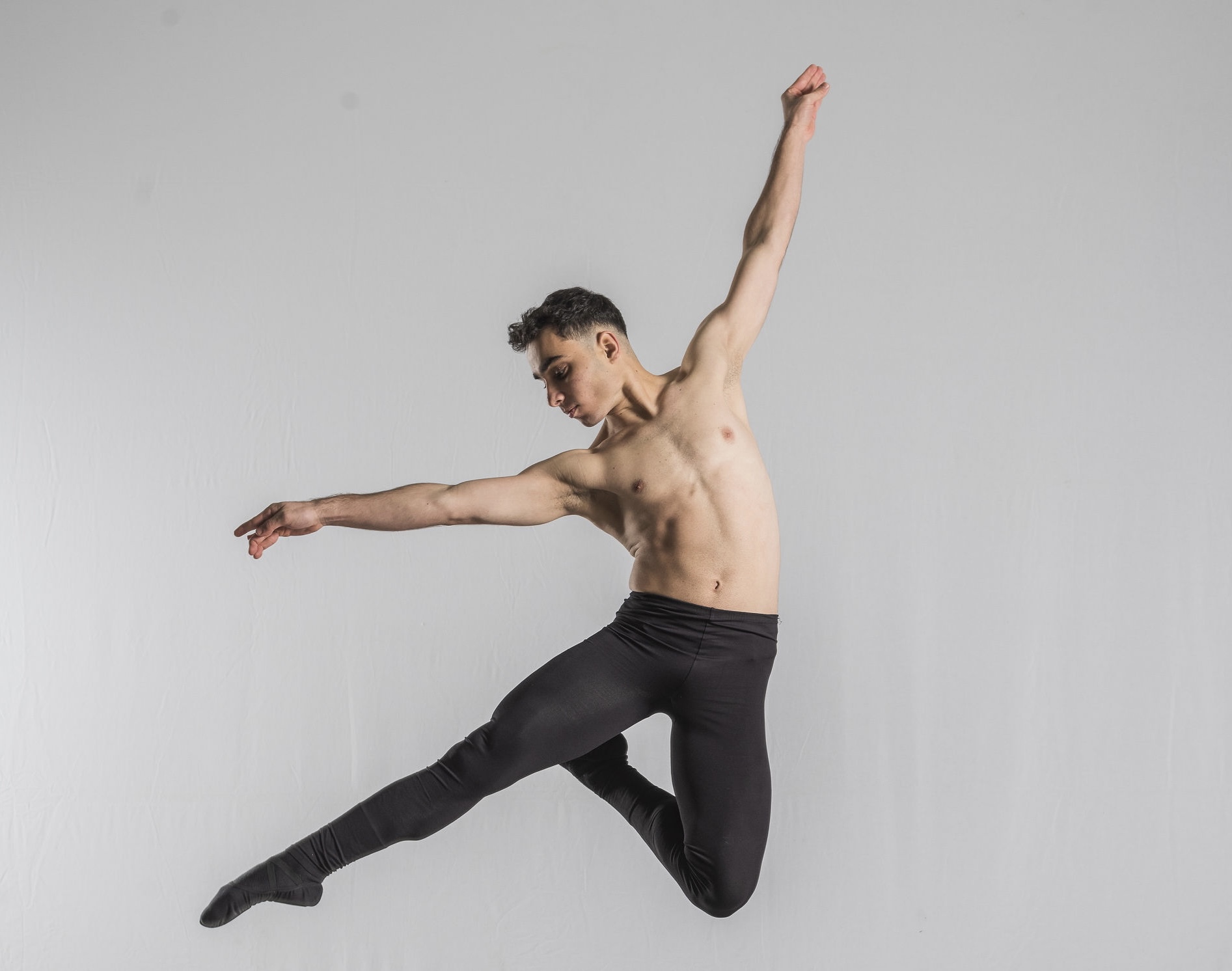 Poses de bailarinas | Ballet poses, Dancing drawings, Ballet drawings